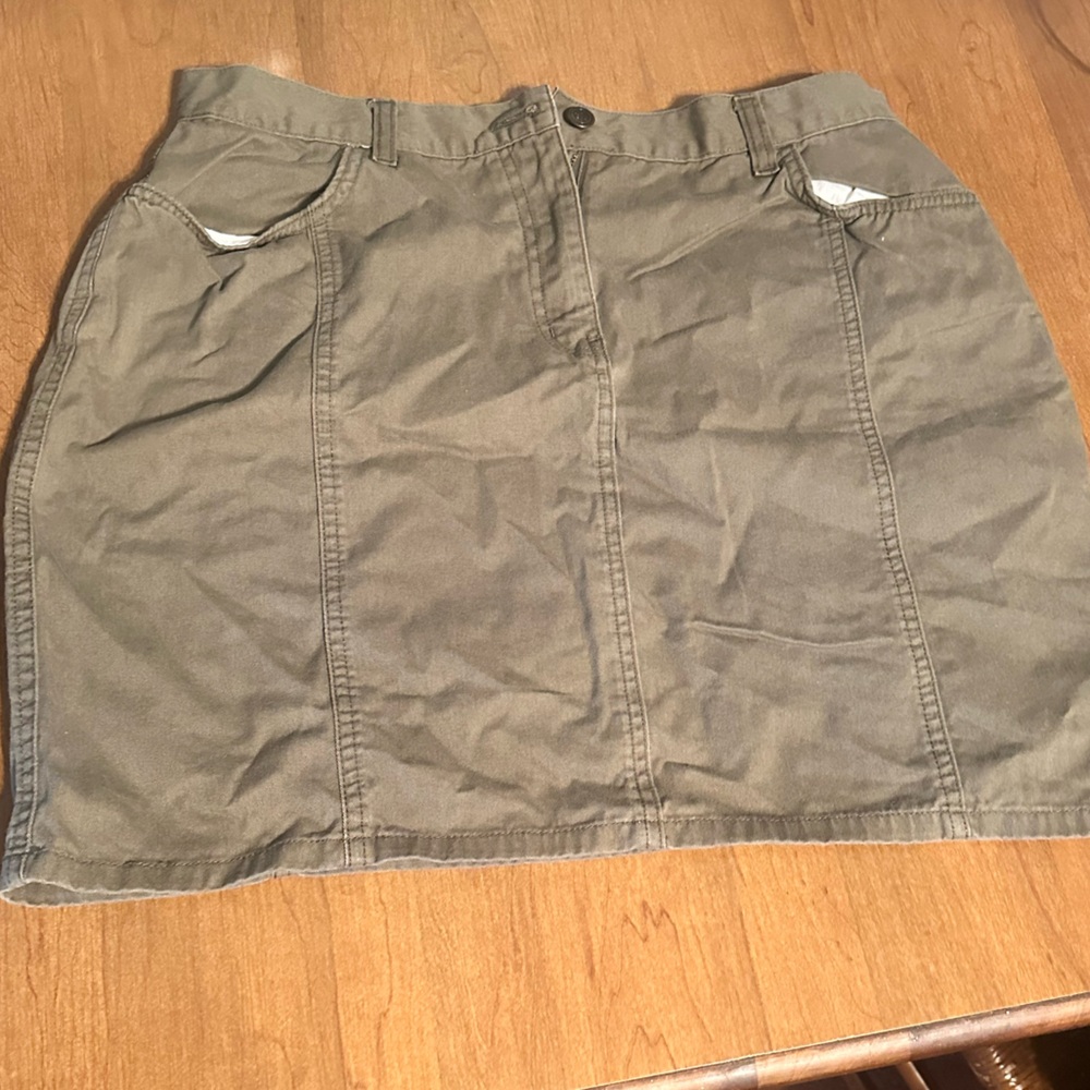 Fashion bug skirt size 16W